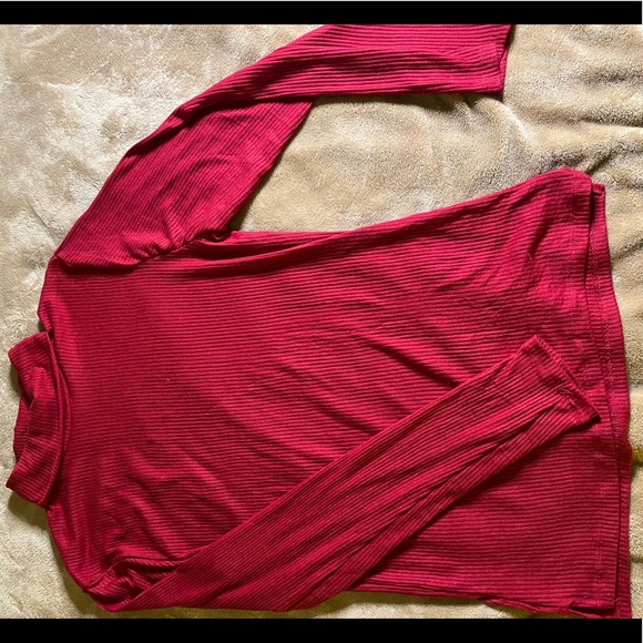 Turtle neck - Picture 1 of 2